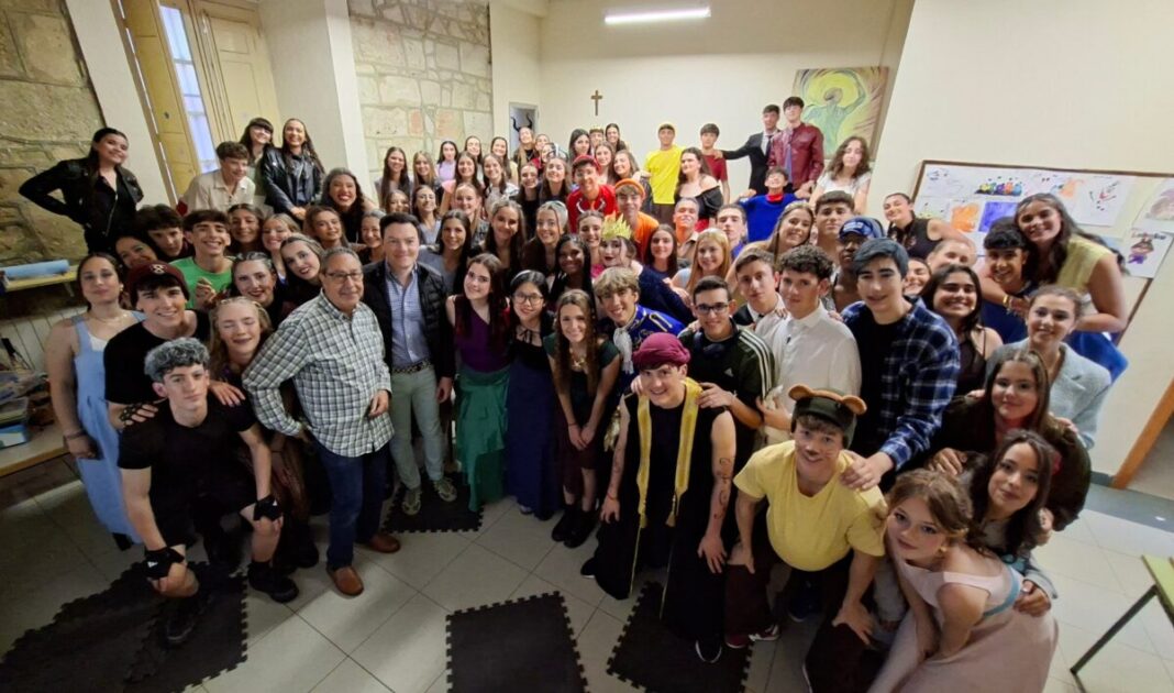 El musical 'Érase otra vez' del Centro Juvenil María Auxiliadora gana el primer premio del XVI Concurso de Proyectos Juveniles de Salamanca