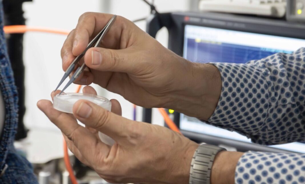 La Universidad de Salamanca se integra en GIGaNTE, proyecto nacional de chips de Nitruro de Galio