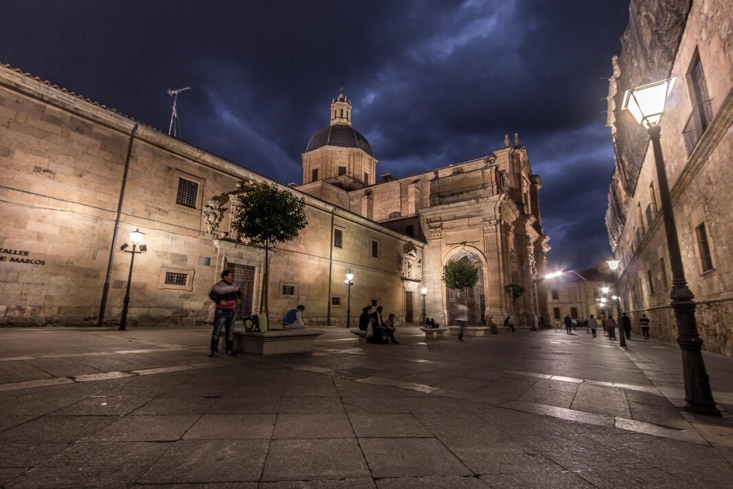Salamanca cierra agosto con 15.397 parados, 180 más que en julio y 340 menos que hace un año