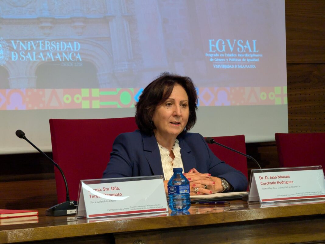La Fiscalía General del Estado responde en Salamanca sobre legítima defensa y protección de mujeres